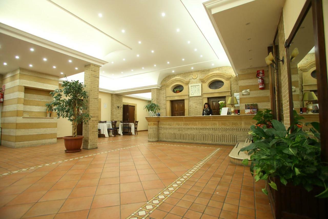 Hotel Villa Romana П'яцца-Армерина Екстер'єр фото